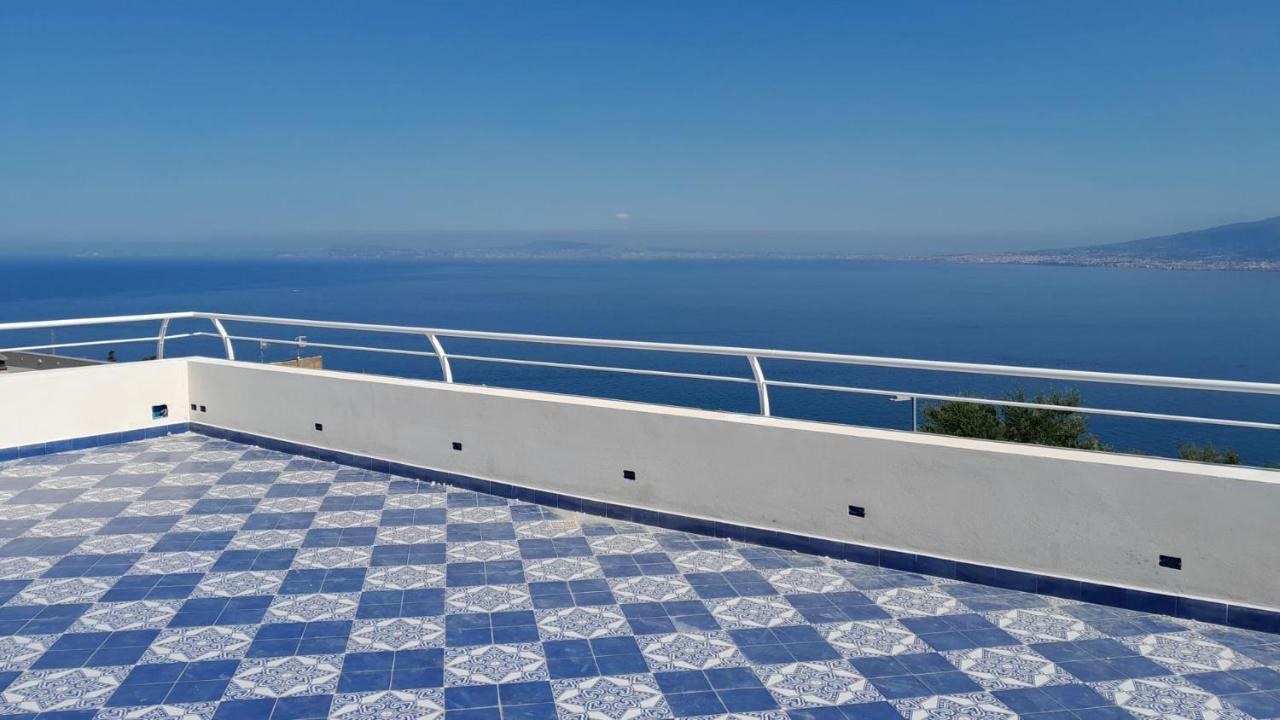 Blue 51 Lejlighed Vico Equense Eksteriør billede